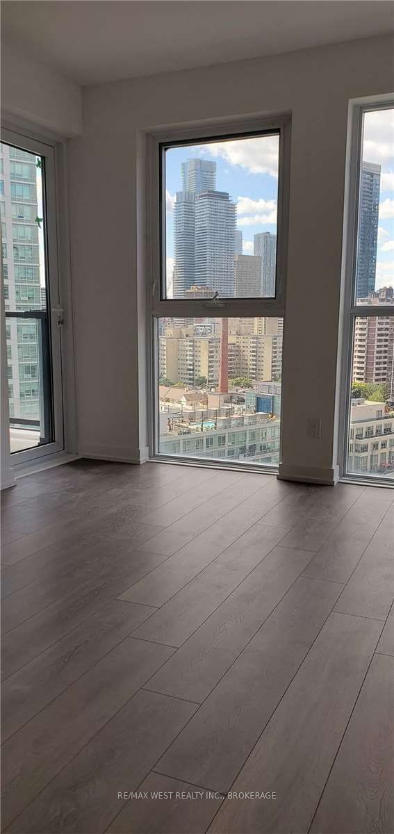 159 Wellesley Street 1501