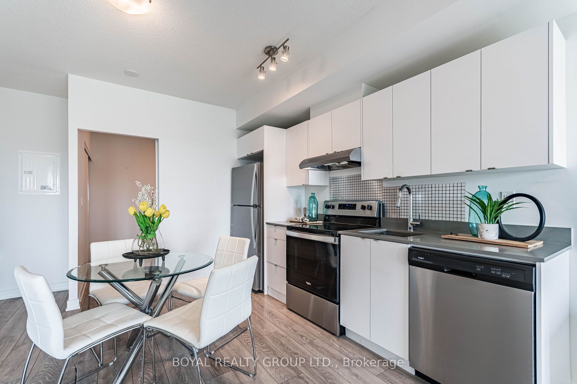 3200 Dakota Common, #B607