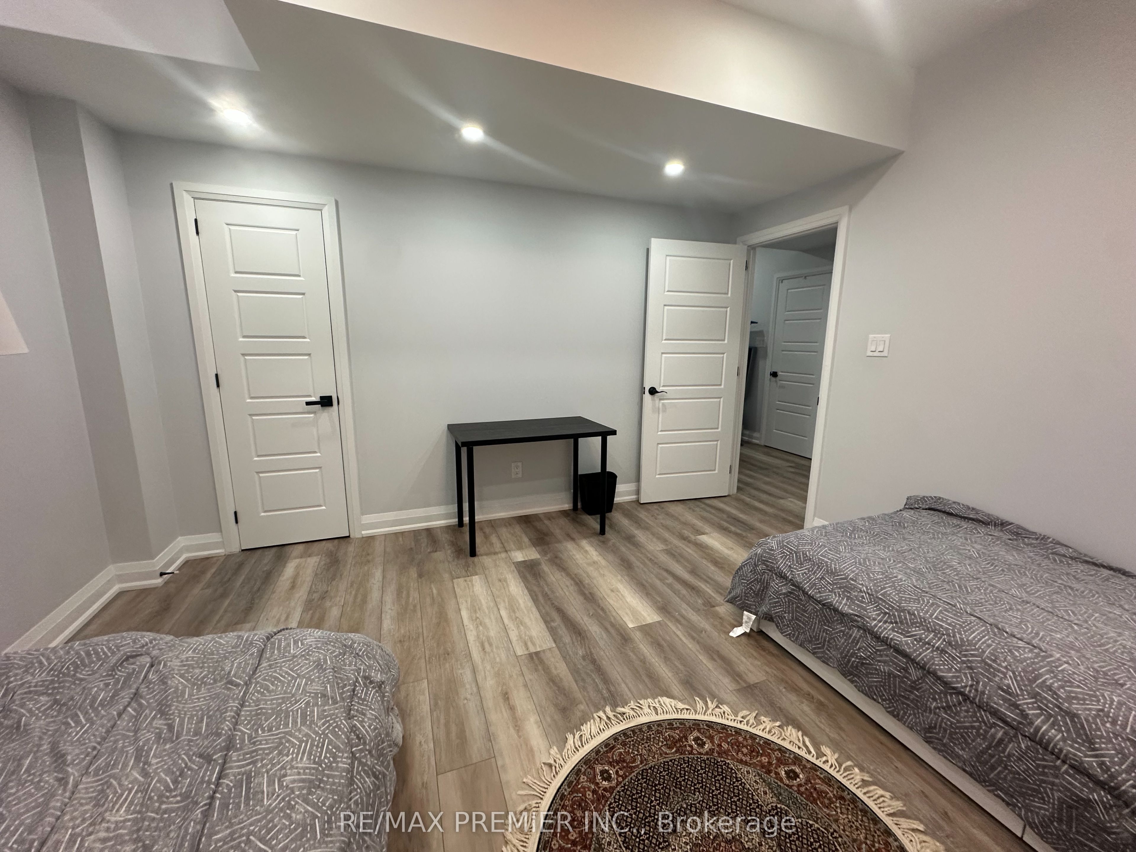 26 Elinor Avenue, #Basement