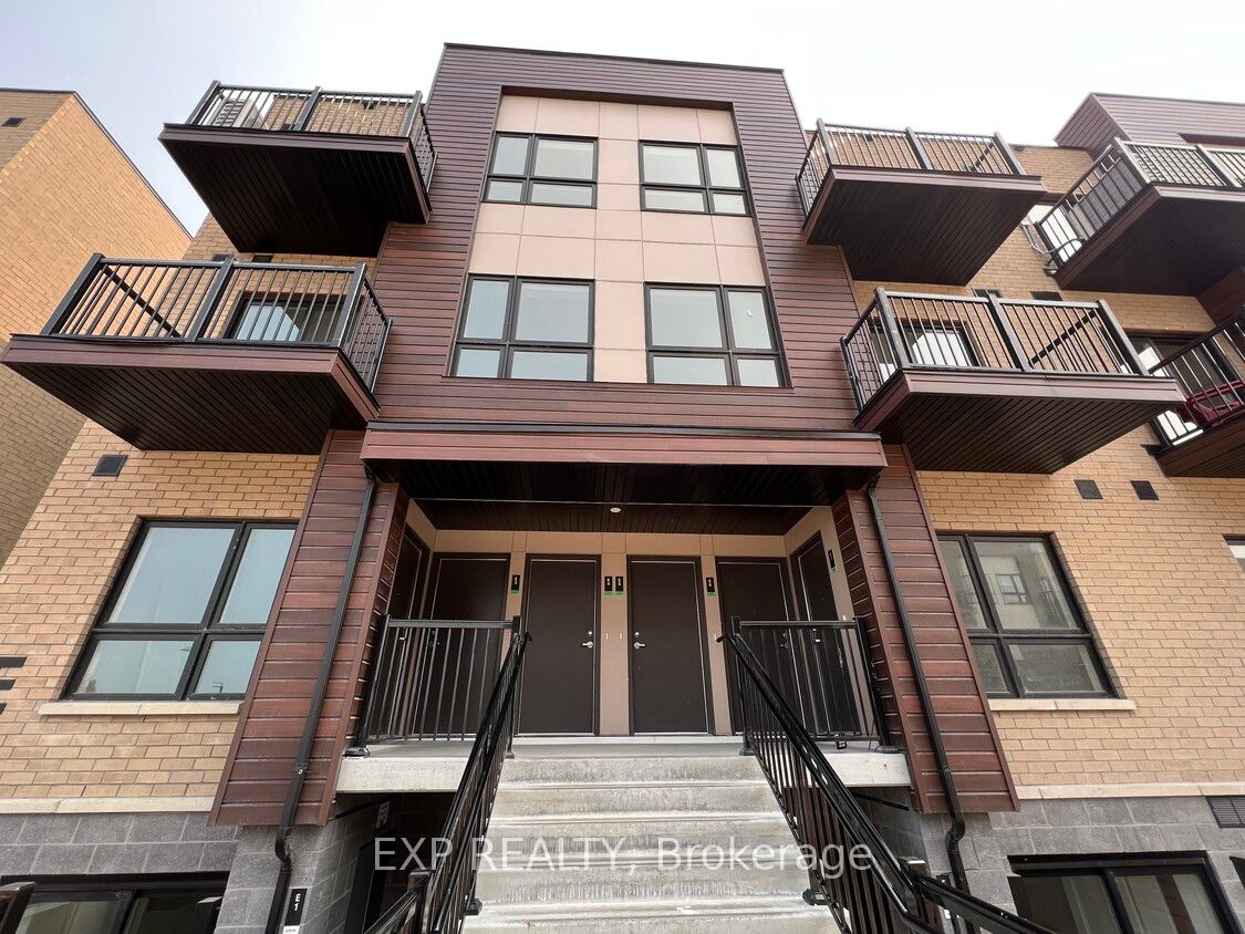 #E1 - 20 Palace Street, Kitchener, ON N2E 0J3