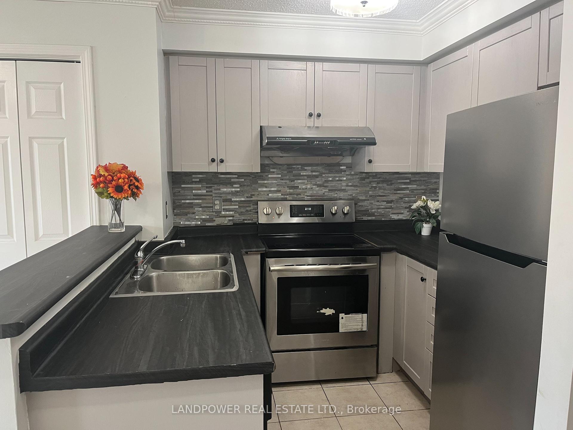 3 Bedrooms Condo at 5235 Finch, Toronto For sale