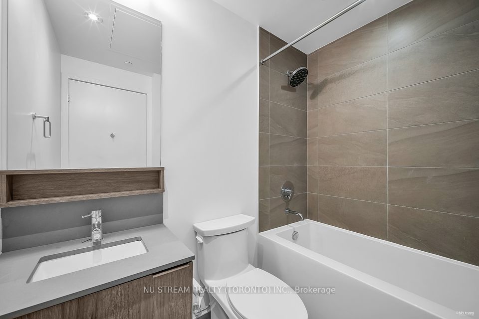 https://trreb-image.ampre.ca/TF6HixOihLp91Av7gIoCFBnuHHJNioS-KJZGeQ94ng8/rs:fit:960:960/wm:.5:so:0:50:.4/wmsh:10/wmt:PHNwYW4gZm9yZWdyb3VuZD0nd2hpdGUnIGZvbnQ9JzY4Jz5OVSBTVFJFQU0gUkVBTFRZIChUT1JPTlRPKSBJTkMuLCBCcm9rZXJhZ2U8L3NwYW4-/L3RycmViL2xpc3RpbmdzLzQxLzAwLzUyLzI1L3AvMGFmMjY3MjctNTI3ZS00NjBkLThjYWEtNzVlMDM1NzA1YjdkLmpwZw.jpg