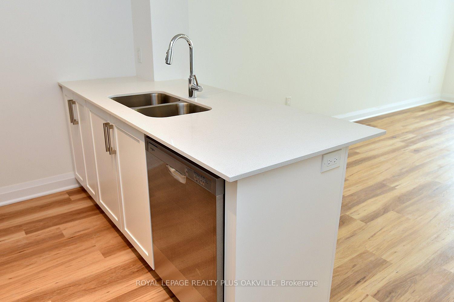 1 Bedroom Condo at 1936 Rymal, Hamilton For sale