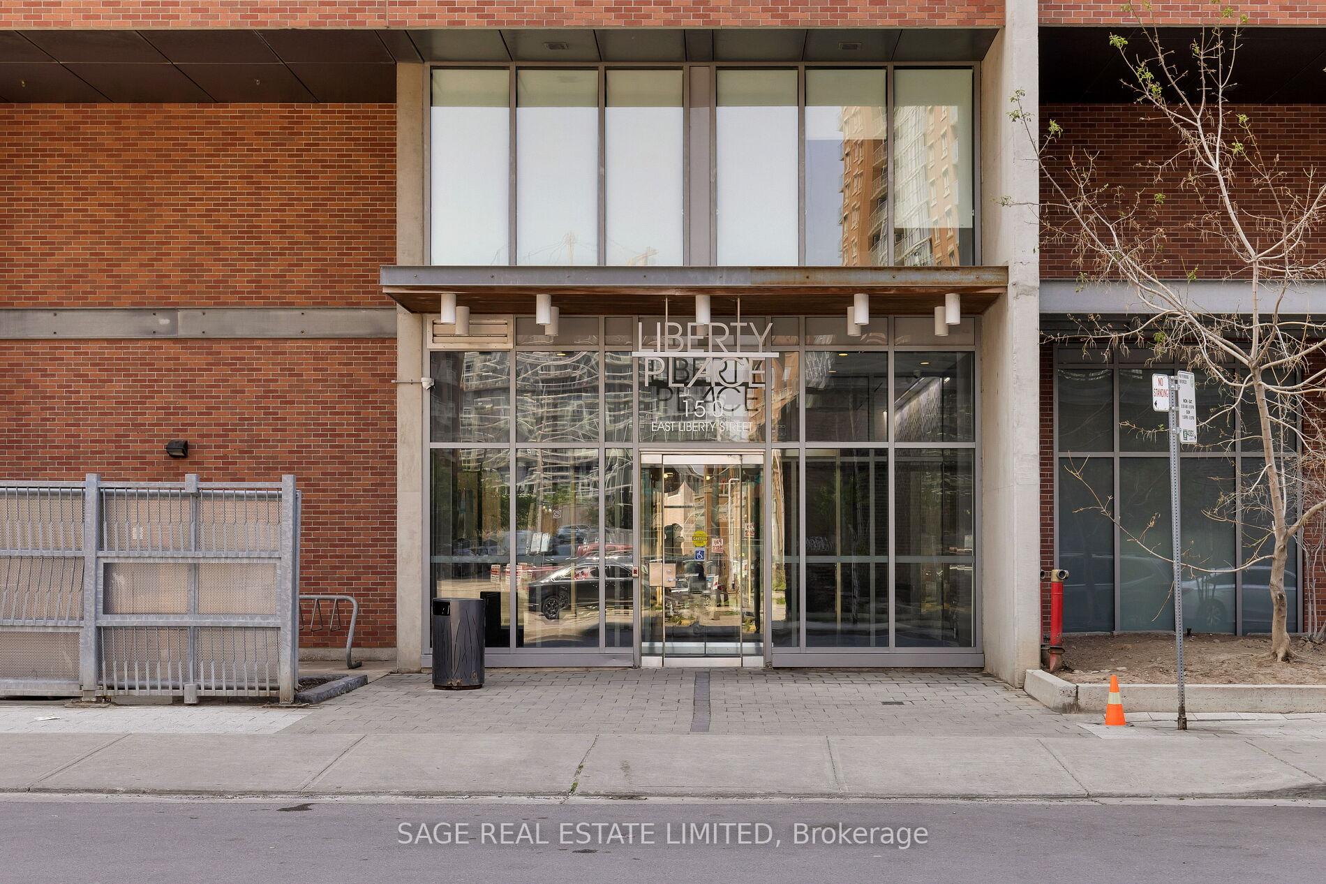2 Bedrooms Condo at 150 East Liberty, Toronto For sale