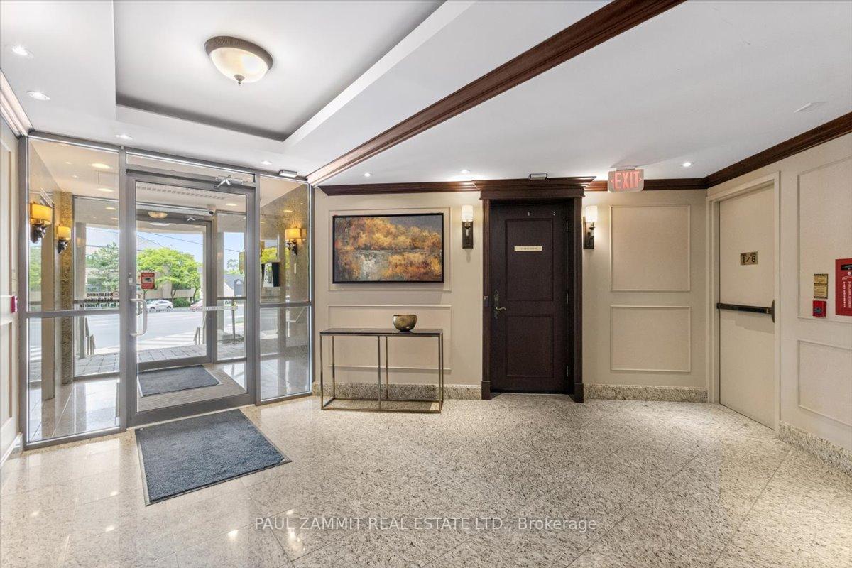 1 Bedroom Condo at 1 Clairtrell, Toronto For sale
