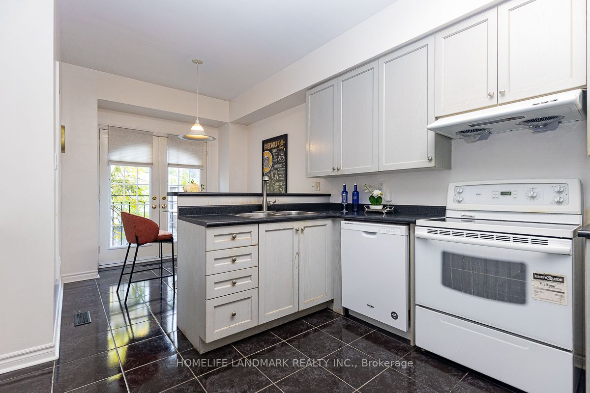 4 William Poole Way, #14