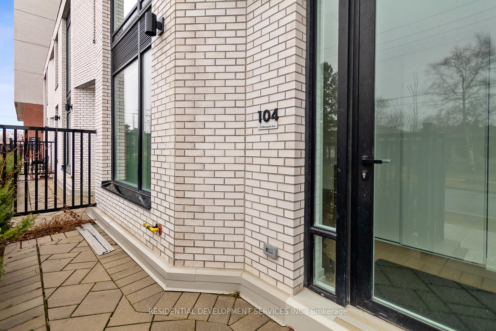 3 Bedrooms Condo at 15 Maryport Ave,  Toronto For sale