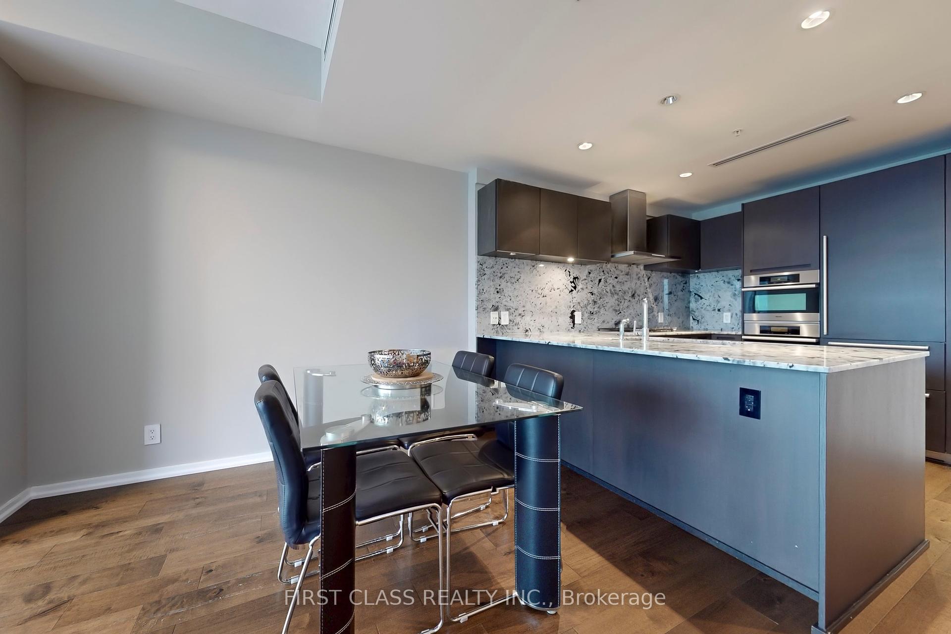 1 Bedroom Condo at 180 University, Toronto For sale