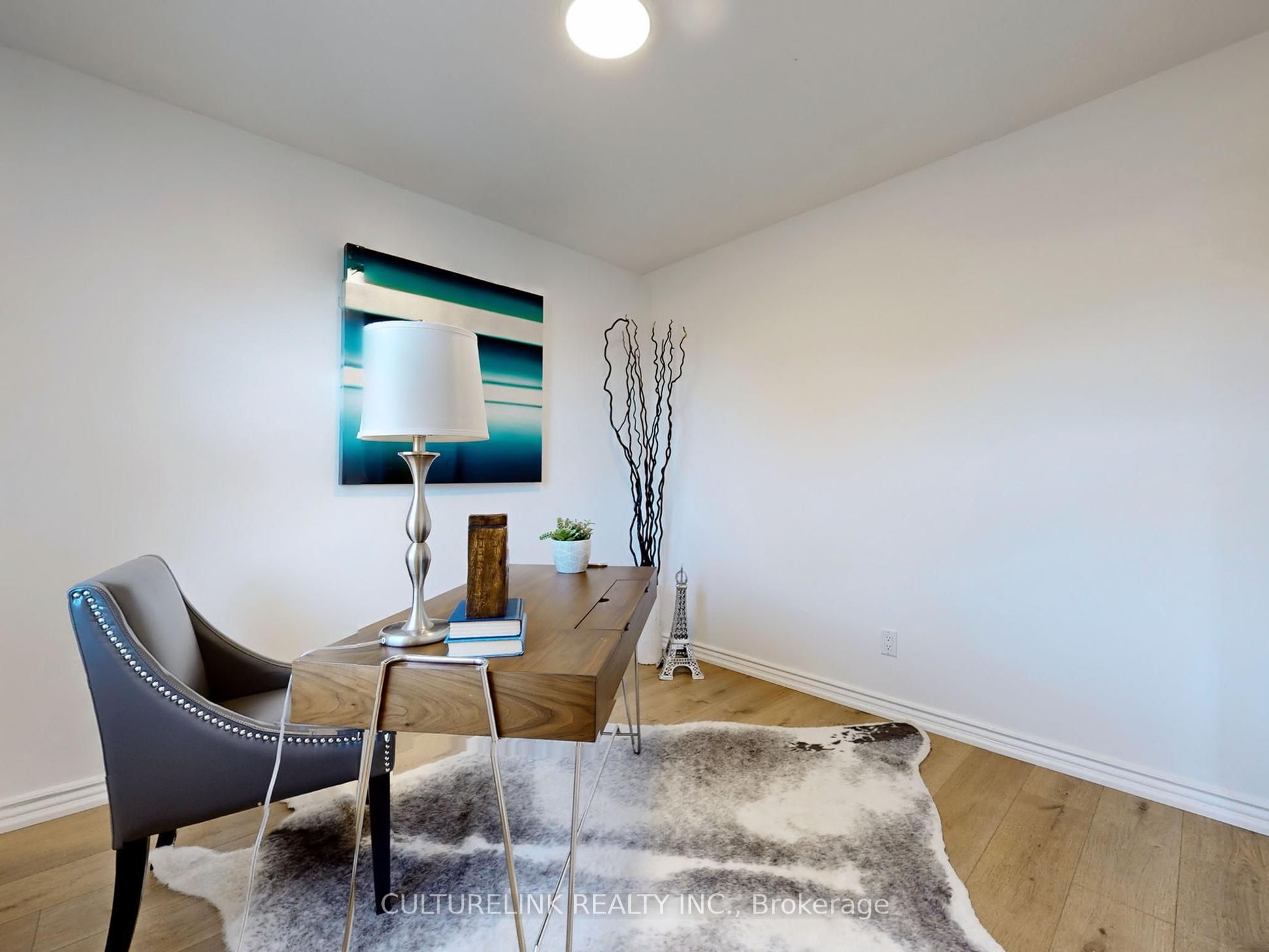 5 Haven Hill Square