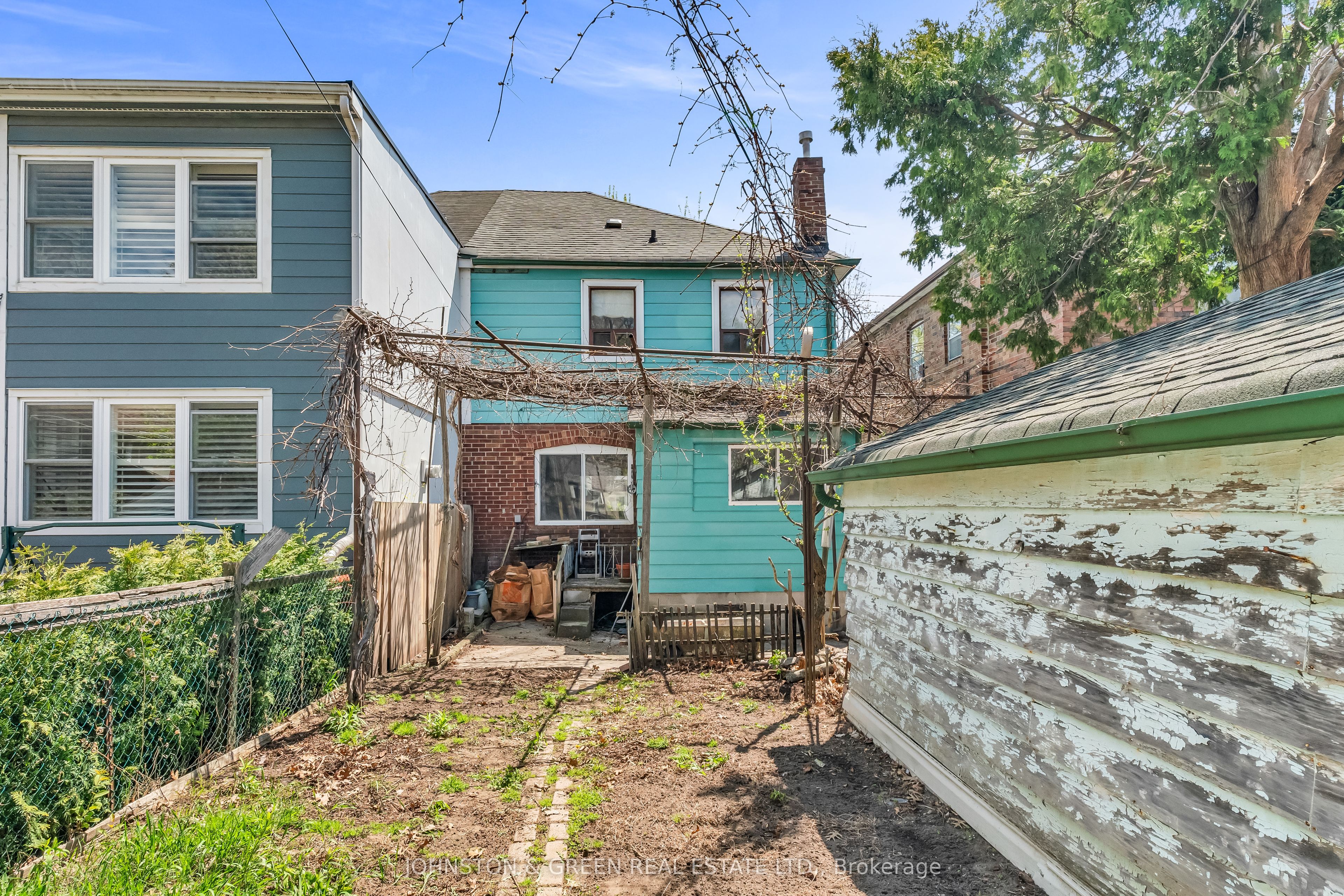 416 Mortimer Avenue