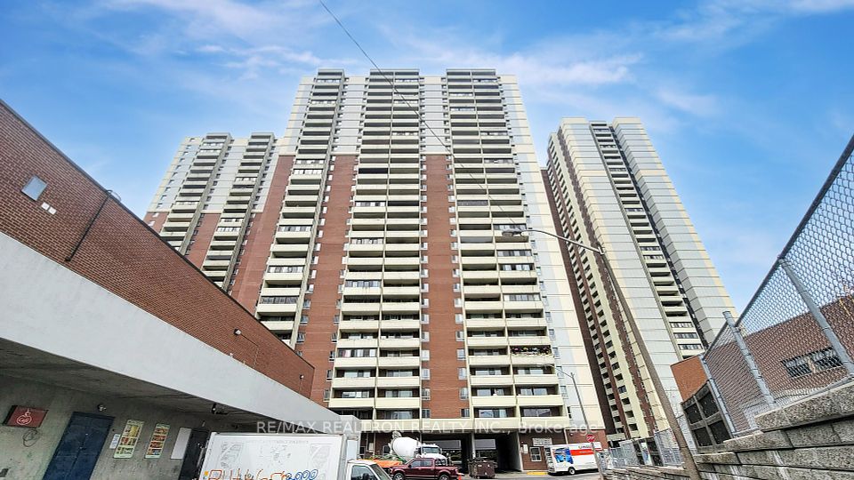 #2505 - 5 Massey Square, Toronto, ON M4C 5L6