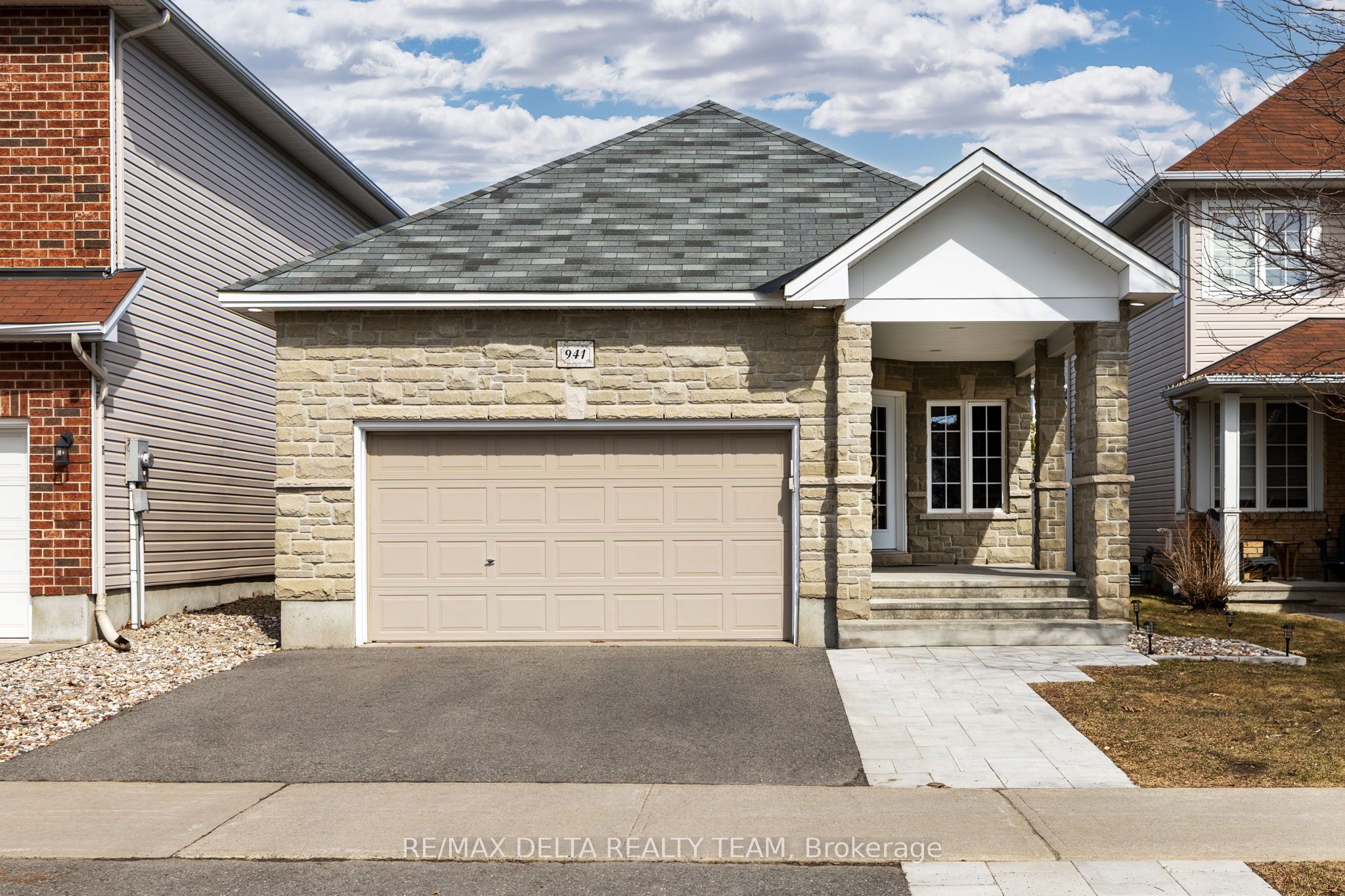 941 Scala Avenue, Orleans - Cumberland and Area 1119 - Notting Hill/Summerside