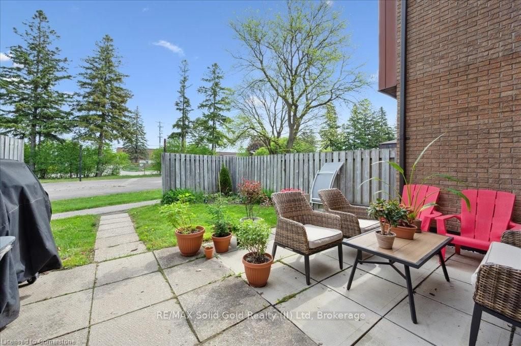 104 Kingswood Drive, #17