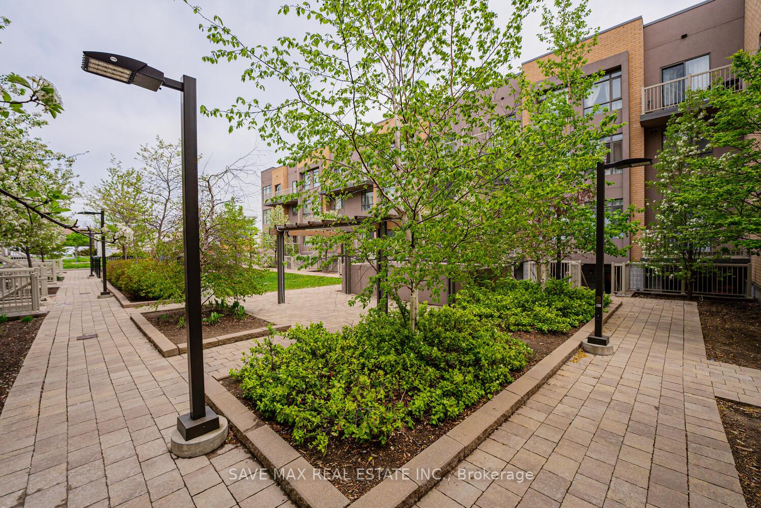 2 Bedrooms Condo at 1070 Progress, Toronto For sale