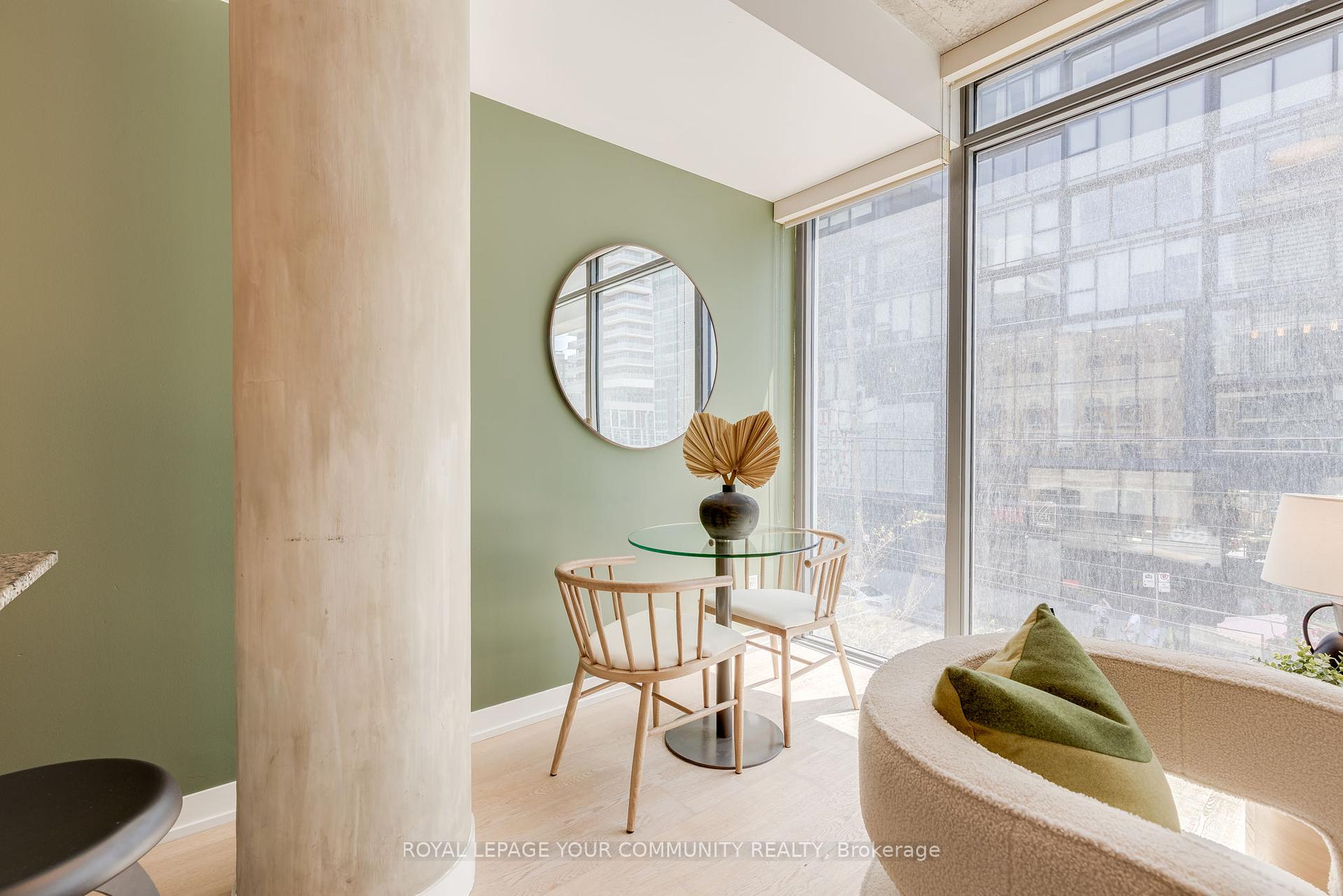 1 Bedroom Condo at 650 King, Toronto For sale