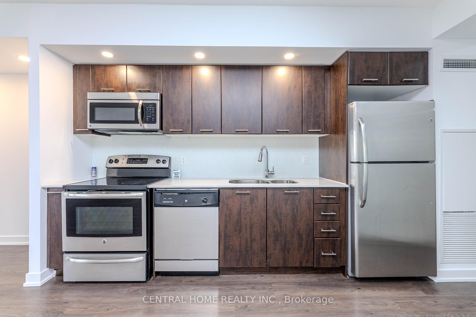 2 Bedrooms Condo at 2220 Lake Shore,  Toronto For sale