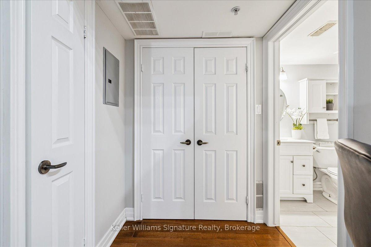 1 Bedroom Condo at 1470 Bishops, Oakville For sale