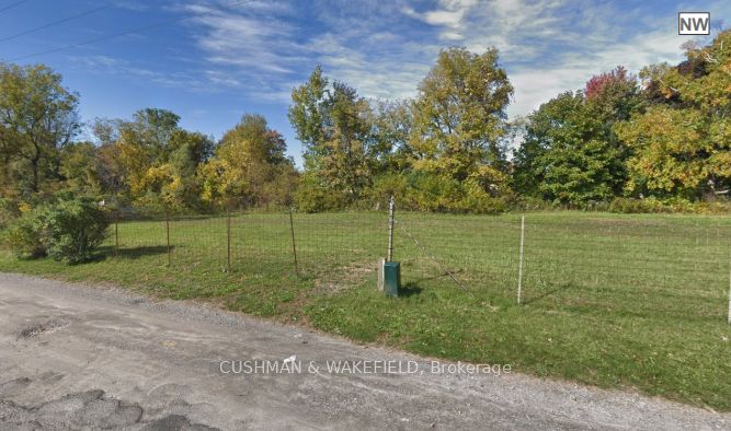 12 Sturrock Road, Clarington, ON L1C 3J2