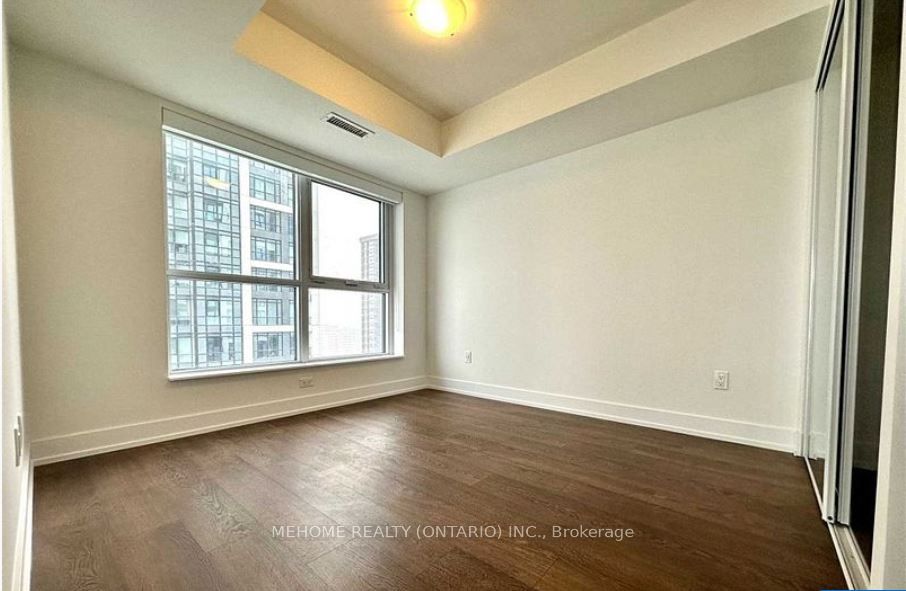 5 Mabelle Avenue, #2229