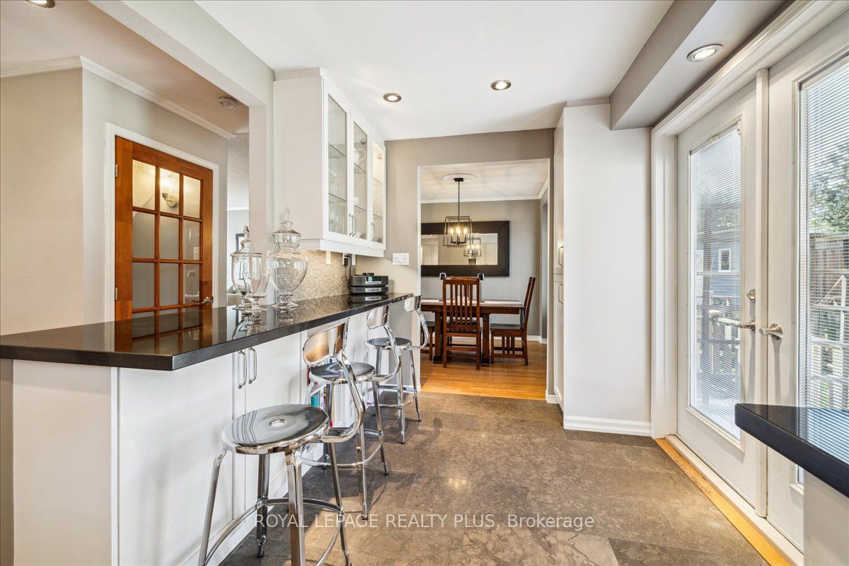 3413 Autumnleaf Crescent