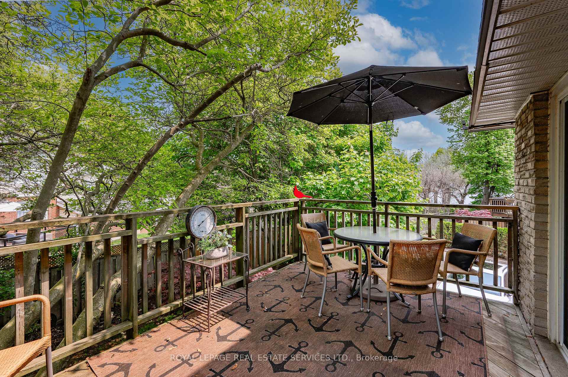 3 Bedrooms Condo at 2098 Marine, Oakville For sale