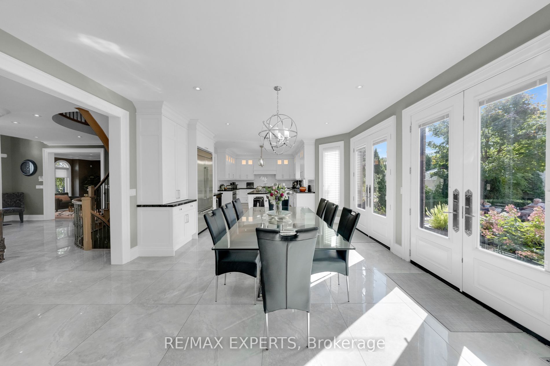 91 Hunterwood Chase
