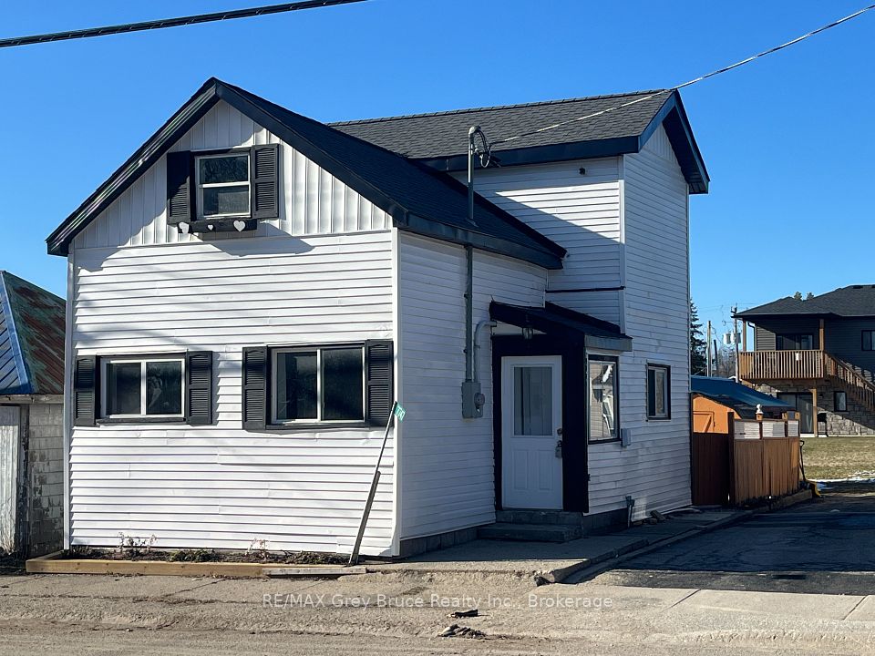 7747 Highway 21