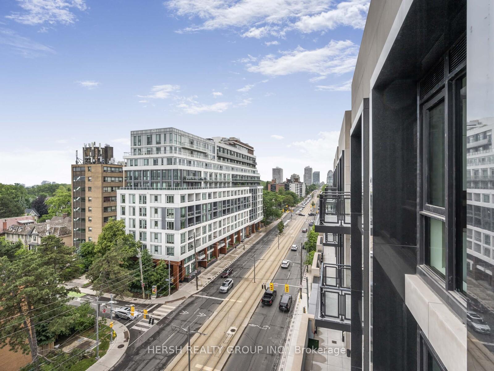 2 Bedrooms Condo at 2 Forest Hill, Toronto For sale