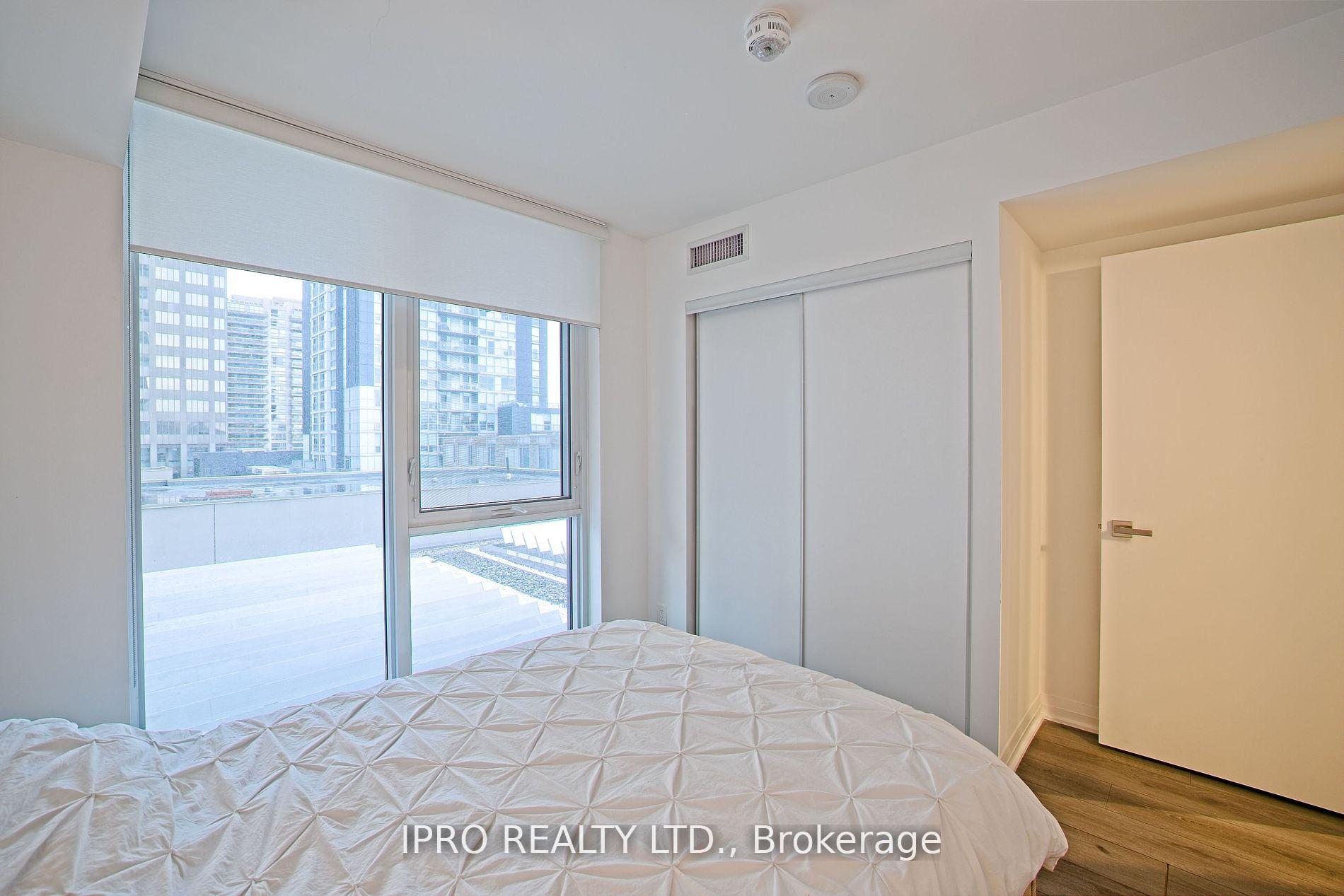 1 Bedroom Condo at 99 Foxbar, Toronto For sale