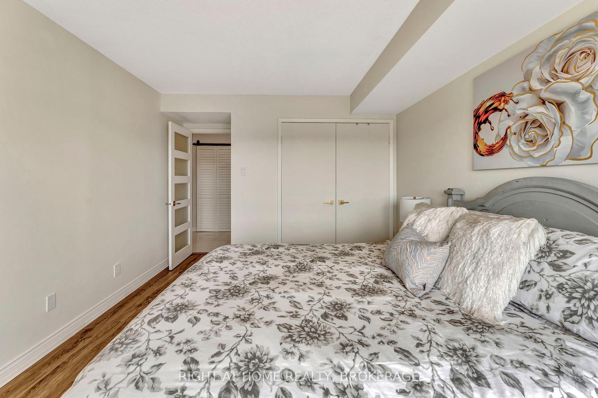 1 Bedroom Condo at 2190 Lakeshore, Burlington For sale