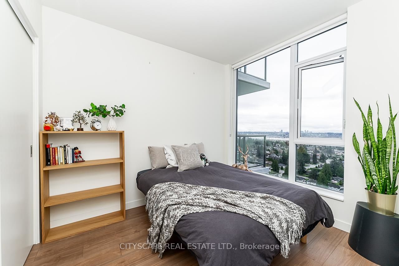 585 Austin Avenue, #1907