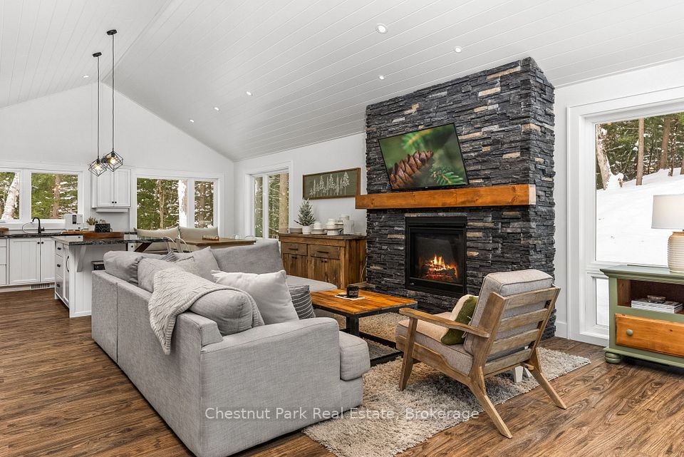 1010 Leonard Lake 1