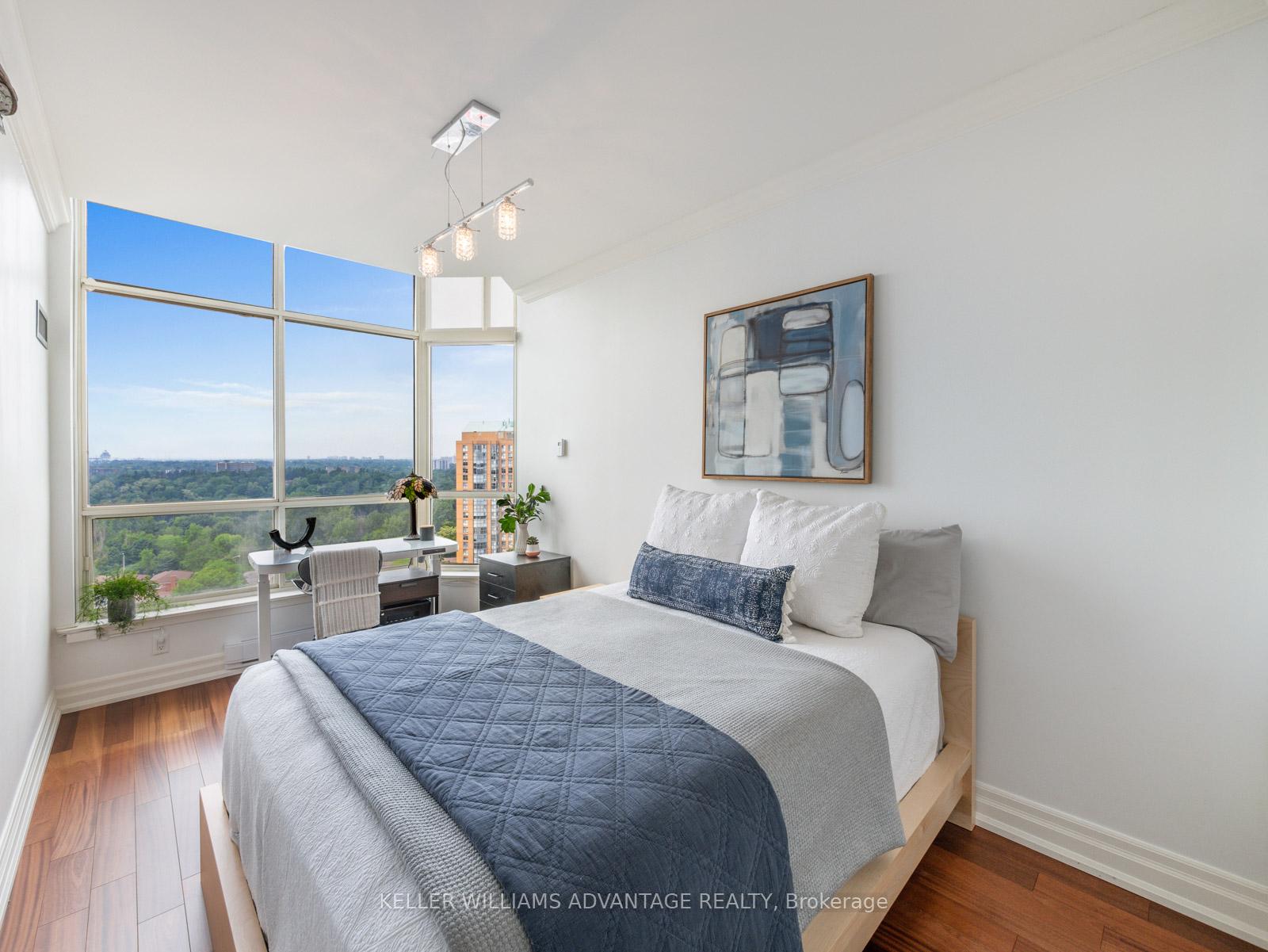 3 Bedrooms Condo at 20 Guildwood,  Toronto For sale