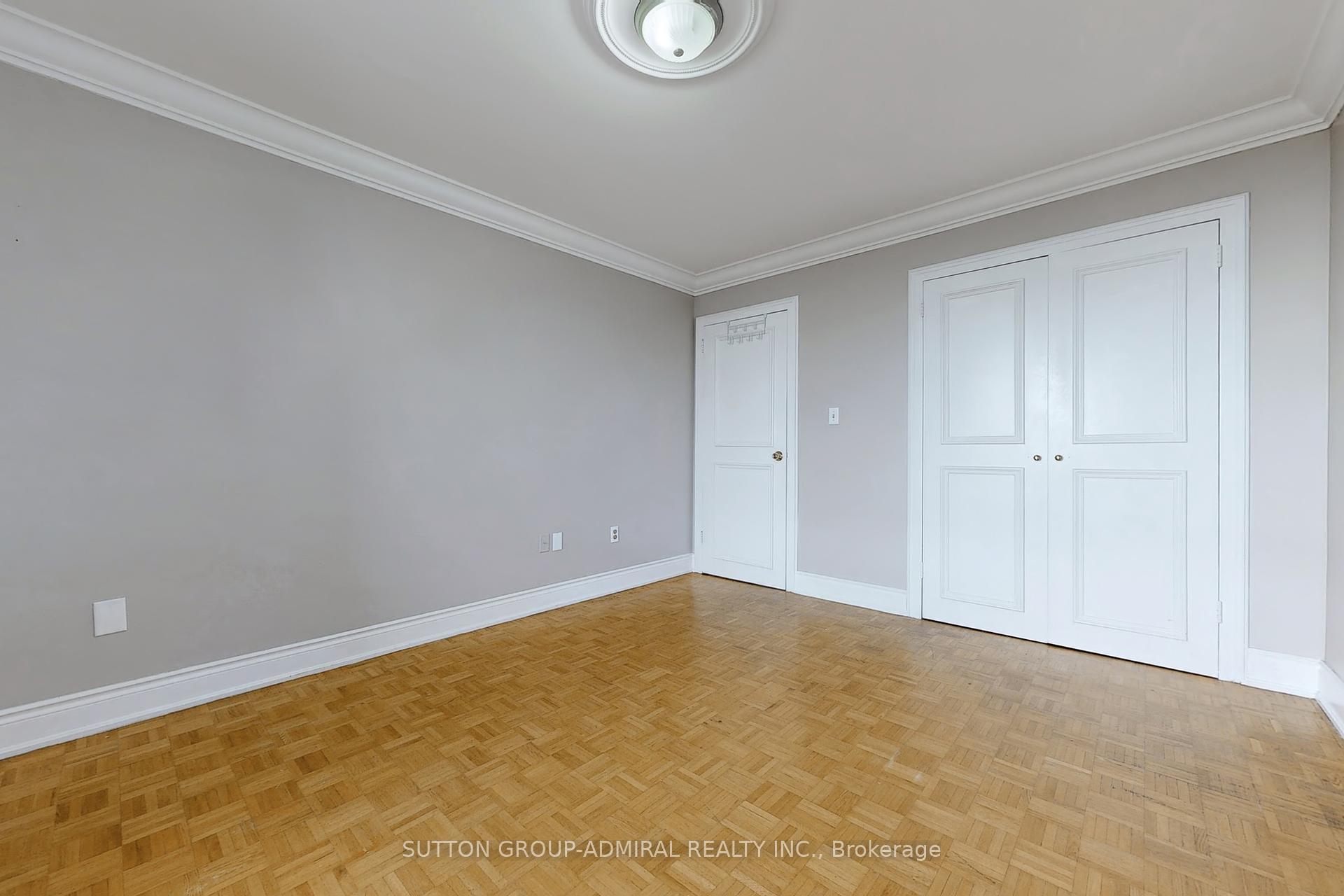2 Bedrooms Condo at 135 Antibes, Toronto For sale