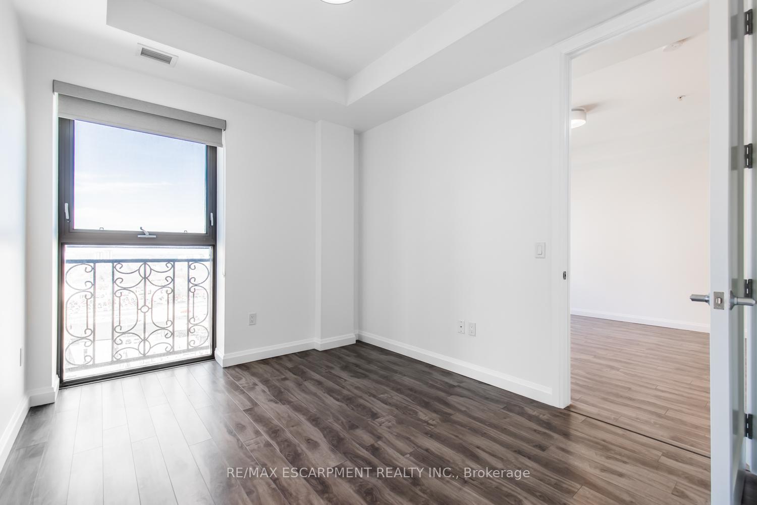 1 Bedroom Condo at 112 King,  Hamilton For sale