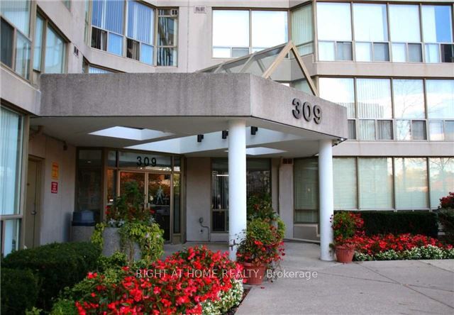 #923 - 309 Major Mackenzie Drive, Richmond Hill, ON L4C 9V5