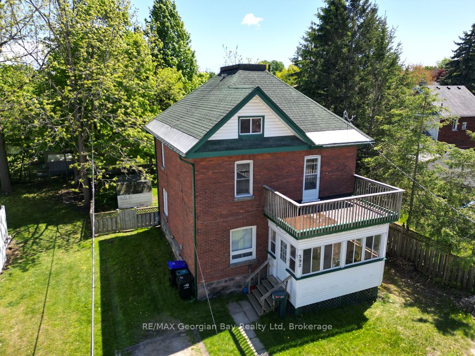393 Hannah Street, Midland, ON L4R 2G2