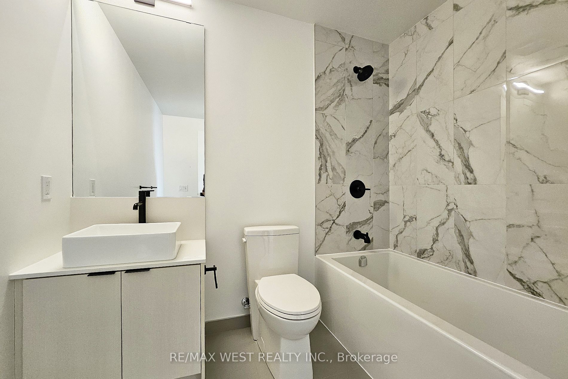 1285 Dupont Street, #703
