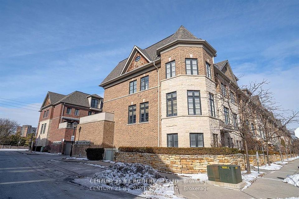 1812 Burnhamthorpe