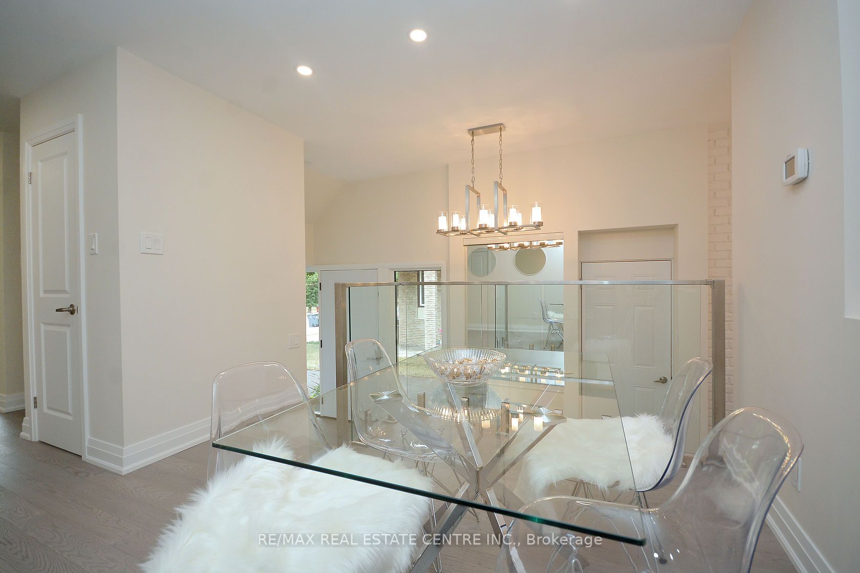 2912 Arvida Circle