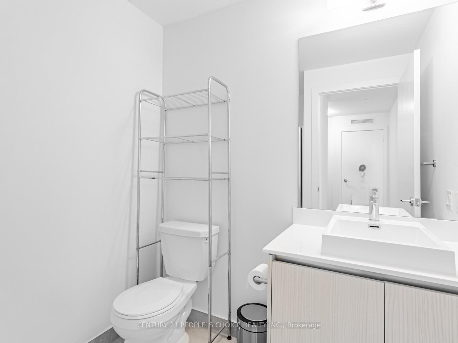 2 Bedrooms Condo at 251 Manitoba, Toronto For sale