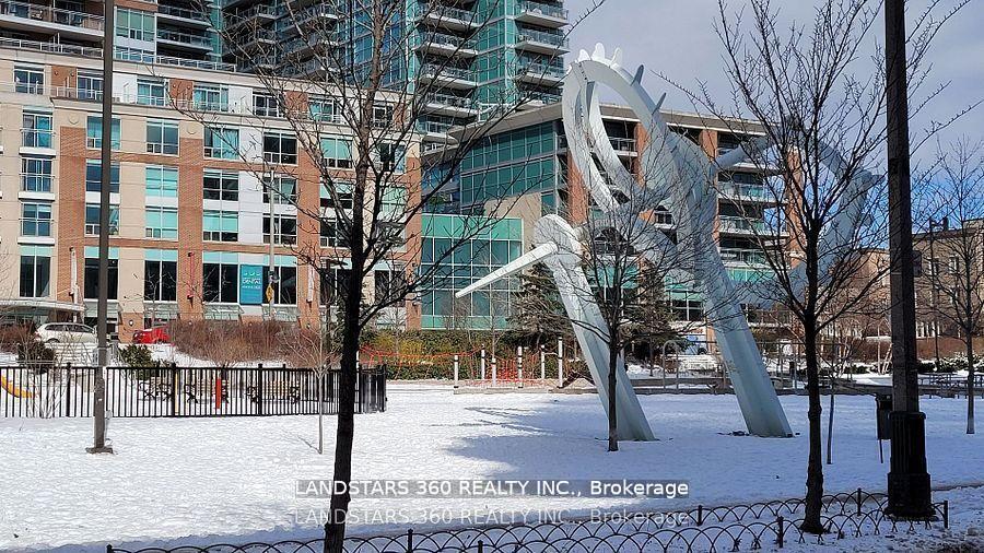 2 Bedrooms Condo at 49 East Liberty, Toronto For sale
