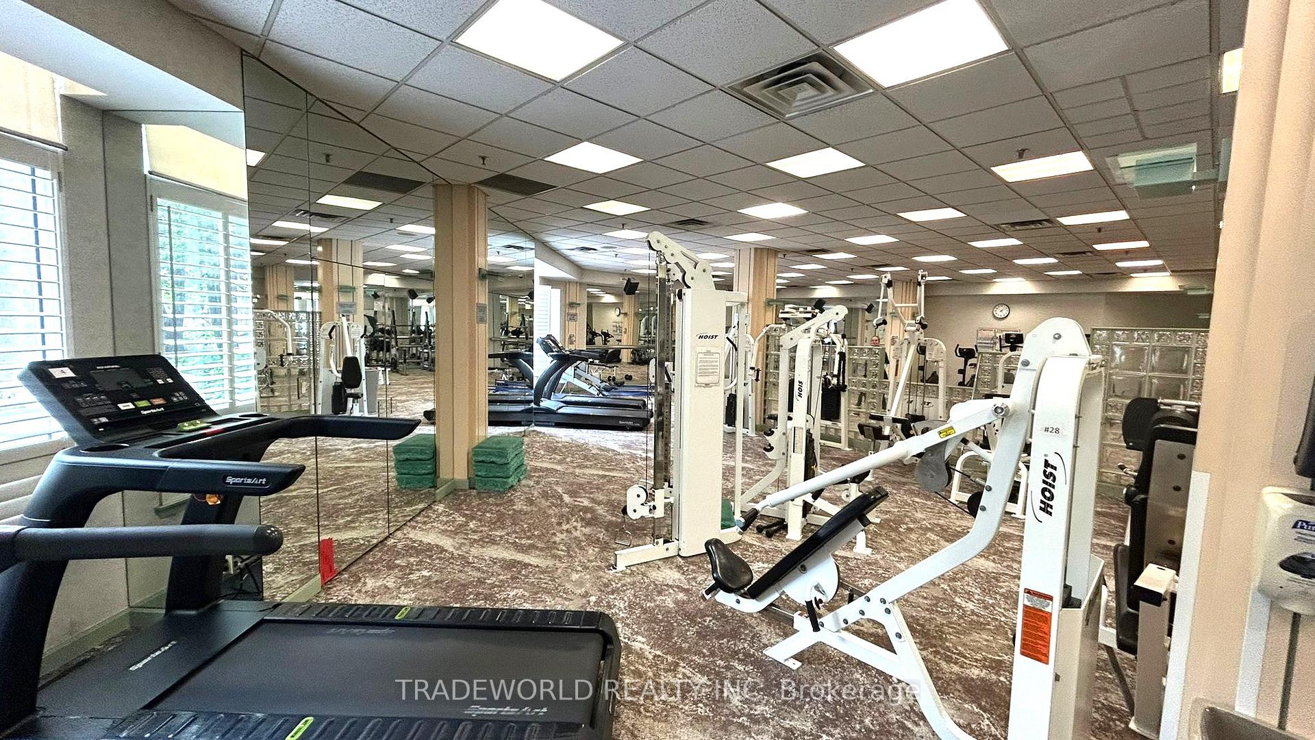 2 Bedrooms Condo at 68 Corporate, Toronto For sale