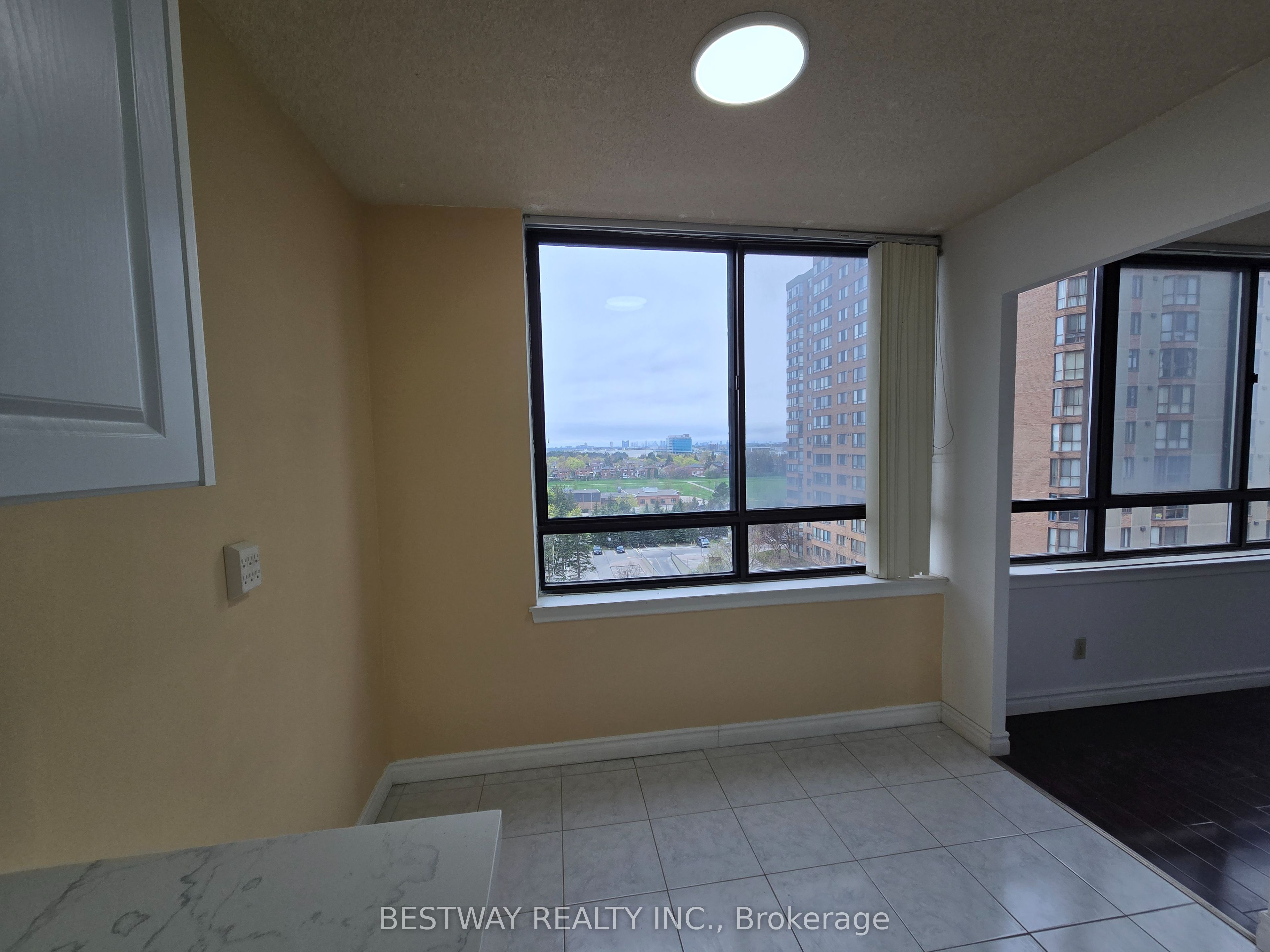 75 Bamburgh Circle, #928