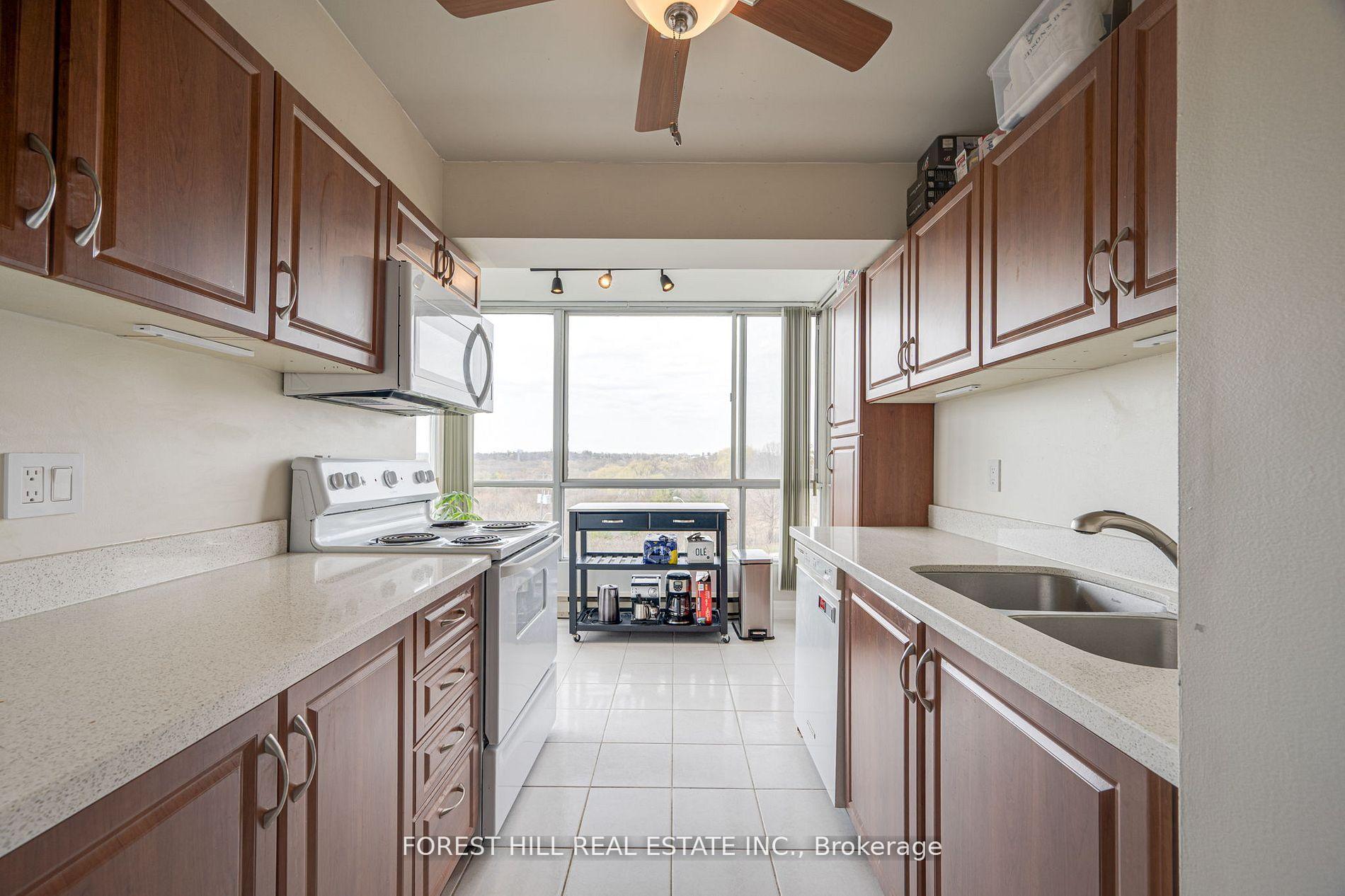 2 Bedrooms Condo at 3077 Weston, Toronto For sale