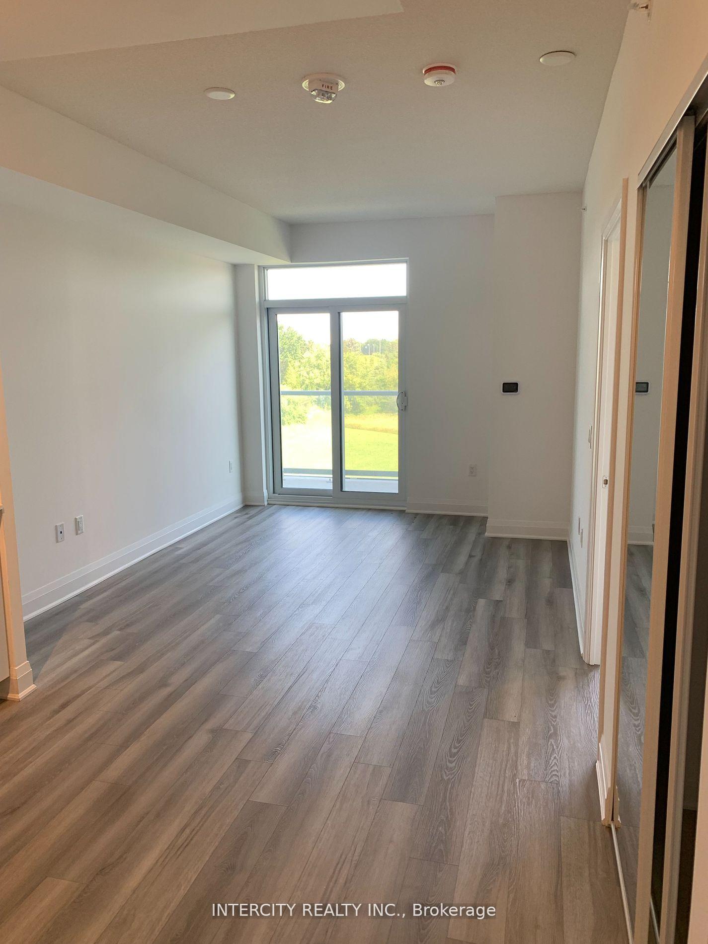 1 Bedroom Condo at 3220 Sheppard, Toronto For sale