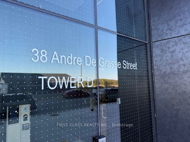 38 Andre De Grasse Street