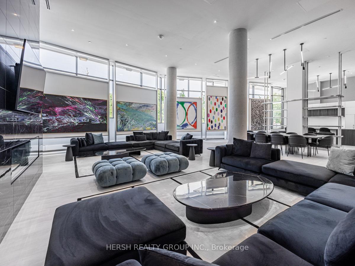 2 Bedrooms Condo at 160 Kingsway,  Toronto For sale