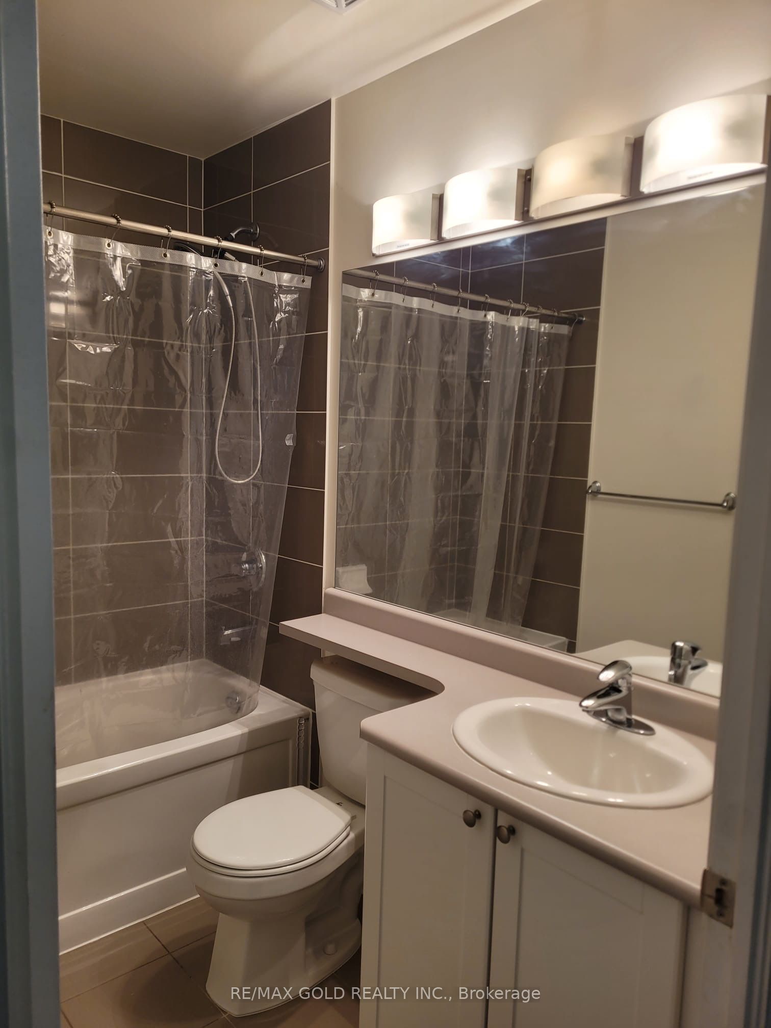 3525 Kariya Drive, #316