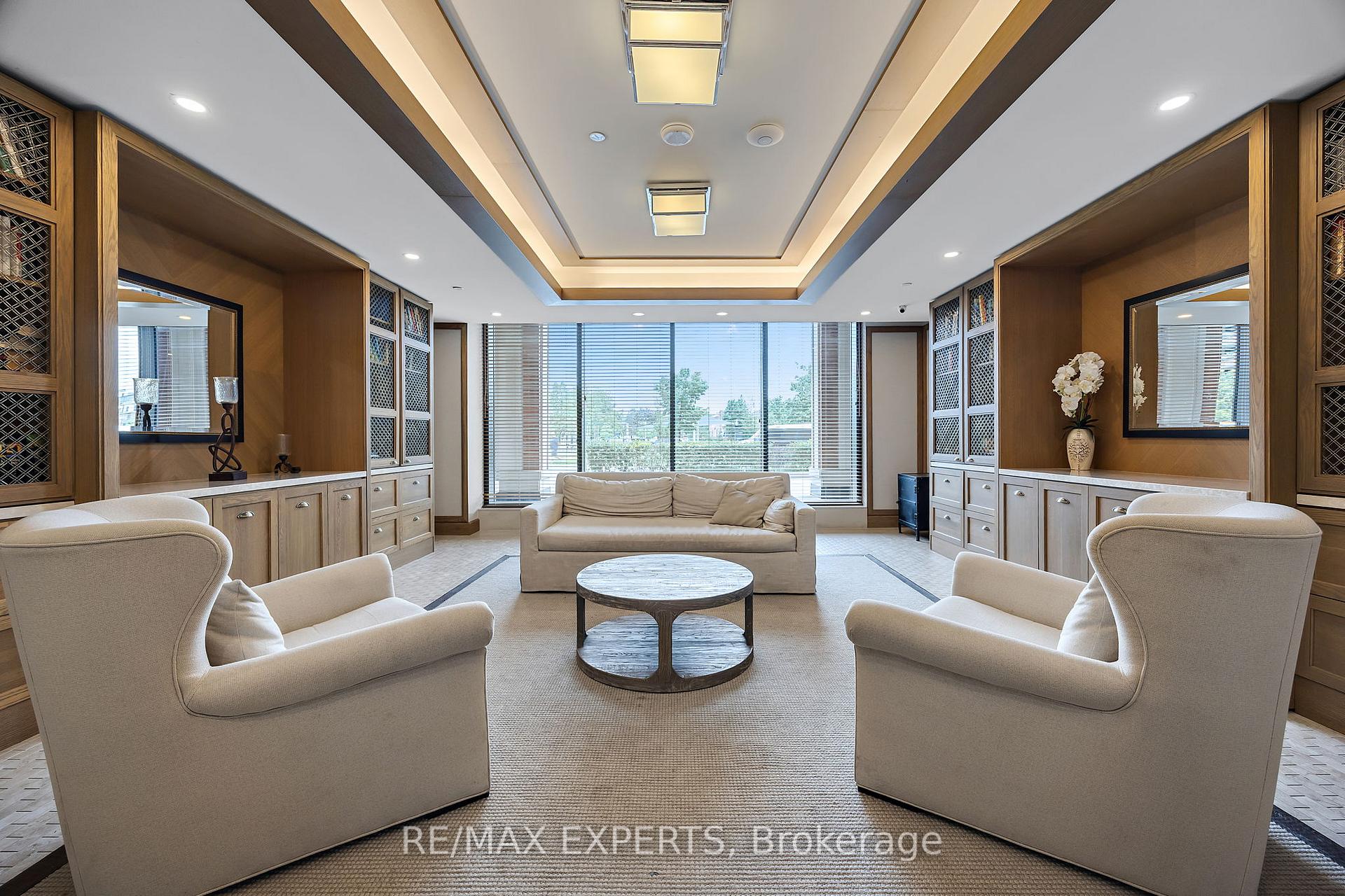 3 Bedrooms Condo at 36 Via Bagnato, Toronto For sale